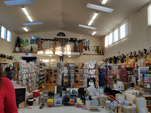 Toy Store «Spunky Skunk», reviews and photos, 344 N Franklin St, Fort Bragg, CA 95437, USA