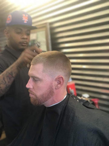 Barber Shop «Trimmers & Shears Barber Shop», reviews and photos, 2324 E Little Creek Rd, Norfolk, VA 23518, USA