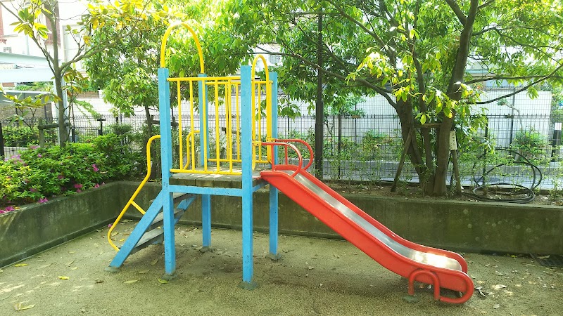 呉川第３児童遊園