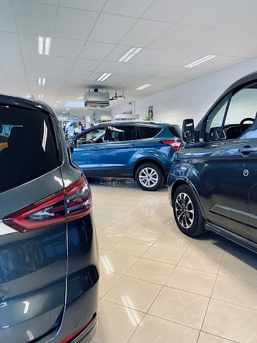 ETS SAVARINO SA Ford- Car dealer - Charleroi