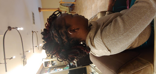 Hair Salon «Twisted Rootz Natural Hair Care Salon», reviews and photos, 2903 Oakland Ave, Greensboro, NC 27403, USA