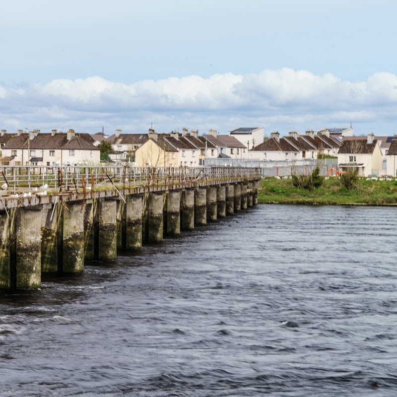 Thomond Weir