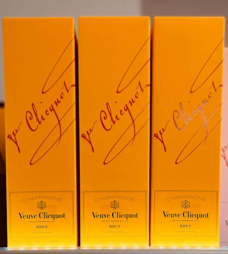 Liquor Store «Popular Wines and Spirits», reviews and photos, 738 U.S. 9, Fishkill, NY 12524, USA