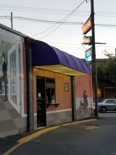 Liquor Store «Old Town Liquors», reviews and photos, 1529 Bardstown Rd, Louisville, KY 40205, USA