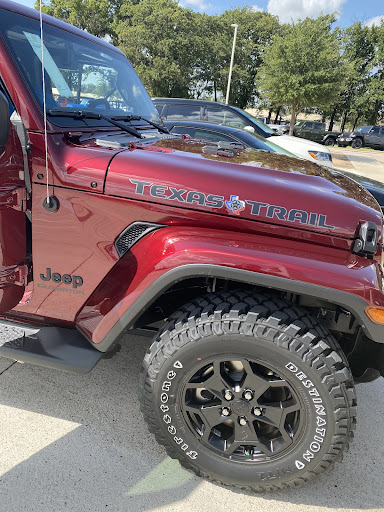 Car Dealer «Mike Brown Chrysler Dodge Jeep», reviews and photos, 4970 E Hwy 377, Granbury, TX 76049, USA