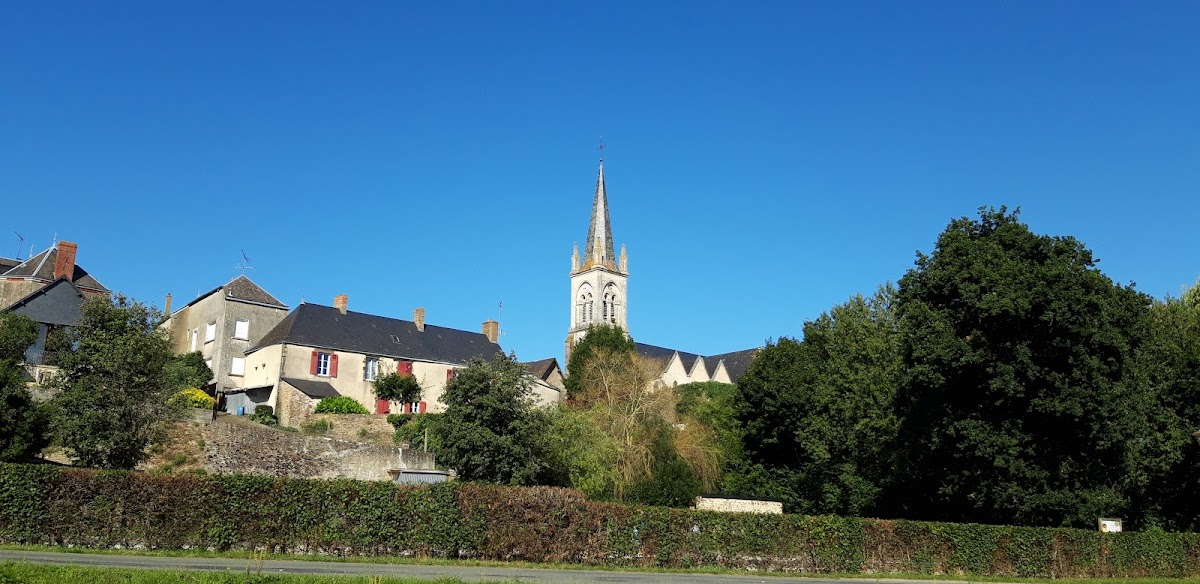 Aire Camping-Car Park à Saint-Paul-le-Gaultier (Sarthe 72)