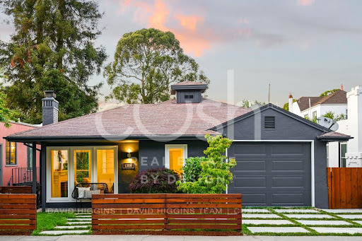 Cush Real Estate image