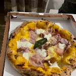 Photo n°2 de l'avis de Ilaria. fait le 15/12/2022 à 11:22 sur le  Verace Fiammante à Messina