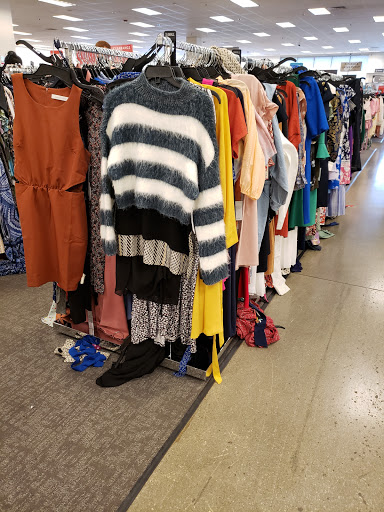 Department Store «Nordstrom Rack», reviews and photos, 17200 Southcenter Pkwy, Tukwila, WA 98188, USA