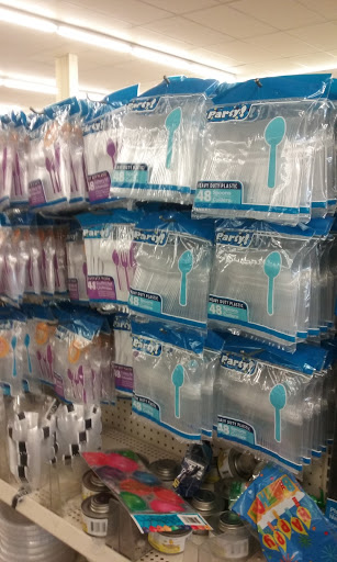 Dollar Store «Dollar Tree», reviews and photos, 1460 Bridge St, Yuba City, CA 95993, USA