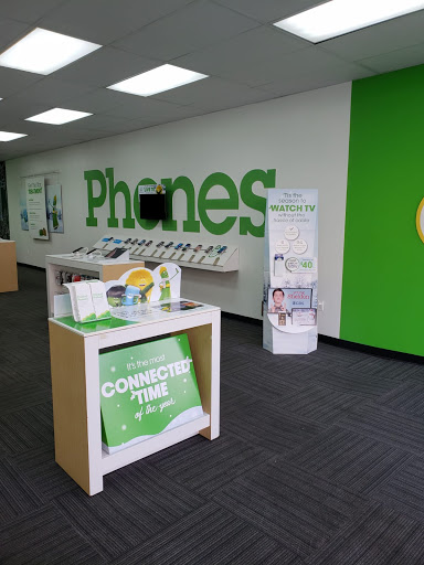 Cell Phone Store «Cricket Wireless Authorized Retailer», reviews and photos, 5906 Bergenline Ave, West New York, NJ 07093, USA