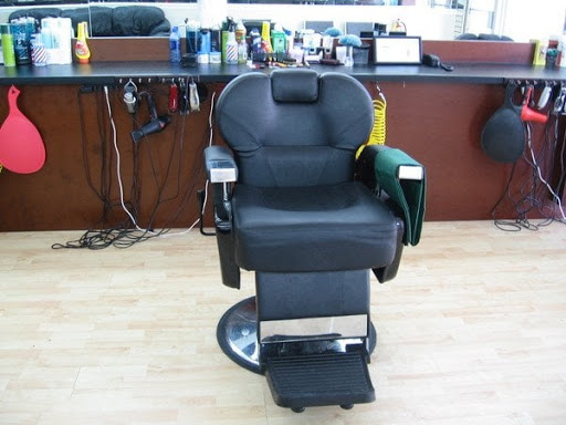 Barber Shop «Miami Beach Barber Shop», reviews and photos, 1114 Normandy Dr, Miami Beach, FL 33141, USA