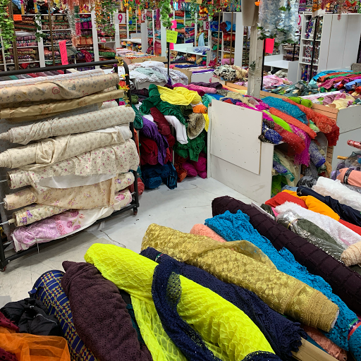 Clothes and fabric wholesaler Mississauga