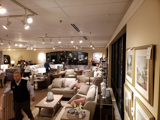 Furniture Store «La-Z-Boy Furniture Galleries», reviews and photos, 7900 W Layton Ave, Greenfield, WI 53220, USA