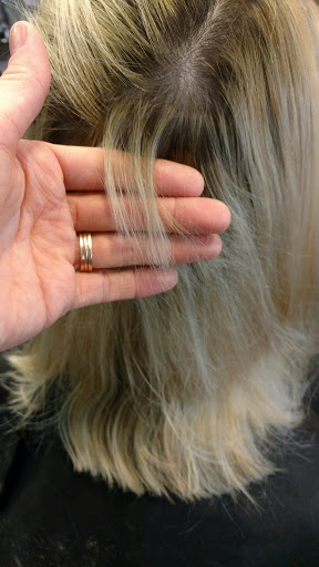 Beauty Salon «Victor Victoria Salon & Spa», reviews and photos, 1105 Howard St #202, Omaha, NE 68102, USA