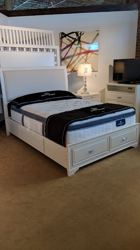 Furniture Store «Rooms To Go Furniture Store - Altamonte Springs», reviews and photos, 464 FL-436, Altamonte Springs, FL 32714, USA