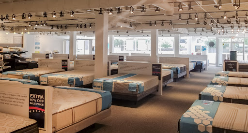 Mattress Store «Art Van PureSleep - Royal Oak, Michigan», reviews and photos, 32500 Woodward Ave, Royal Oak, MI 48073, USA