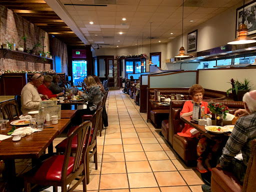 Shopping Mall «Shops On Lake Avenue», reviews and photos, 345 S Lake Ave, Pasadena, CA 91101, USA