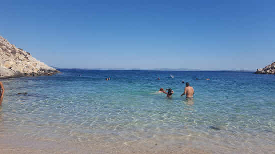 Glaroi Beach