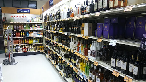 State Liquor Store «NH Liquor & Wine Outlet», reviews and photos, 10 Benning St, West Lebanon, NH 03784, USA
