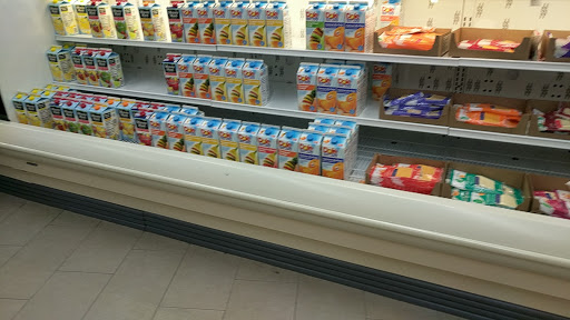 Grocery Store «Acme Fresh Market No. 1», reviews and photos, 1835 W Market St, Akron, OH 44313, USA