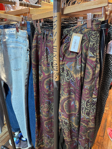 Vintage Clothing Store «10 ft Single by Stella Dallas», reviews and photos, 285 N 6th St, Brooklyn, NY 11211, USA