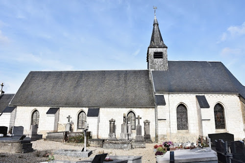 Église catholique Saint-Léger à Recques-sur-Course et son Cimetière à Recques-sur-Course