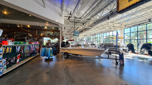 Sporting Goods Store «Bass Pro Shops», reviews and photos, 10040 Gulf Center Dr, Fort Myers, FL 33913, USA