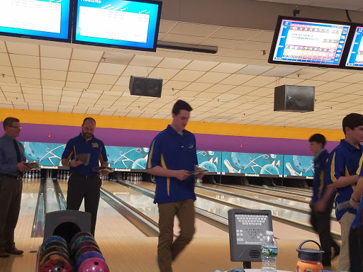 Bowling Alley «Farmingdale Lanes», reviews and photos, 999 Conklin St A, Farmingdale, NY 11735, USA