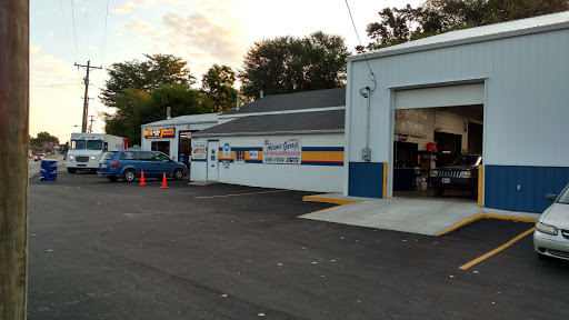 Auto Repair Shop «Adams Garage», reviews and photos, 1527 Lafayette Ave, Terre Haute, IN 47804, USA