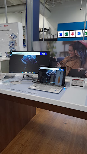 Electronics Store «Best Buy», reviews and photos, 1131 5th St, Miami Beach, FL 33139, USA