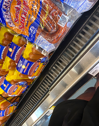 Supermarket «WinCo Foods», reviews and photos, 755 SW 19th St, Moore, OK 73160, USA