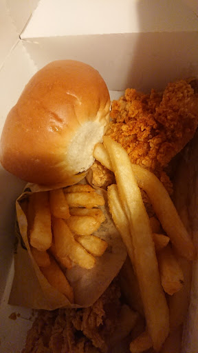 American Restaurant «Golden Chick», reviews and photos, 1400 Turner Warnell Rd, Mansfield, TX 76063, USA