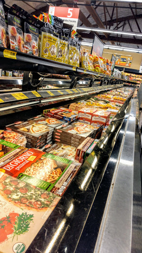 Grocery Store «Grocery Outlet Bargain Market», reviews and photos, 2809 NE Sunset Blvd, Renton, WA 98056, USA