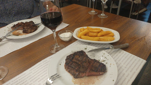 La Cabaña Bar & Grill