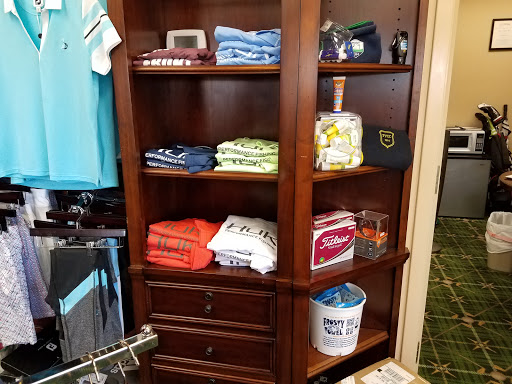 Private Golf Course «Pasadena Yacht & Country Club», reviews and photos, 6300 Pasadena Point Blvd S, Gulfport, FL 33707, USA