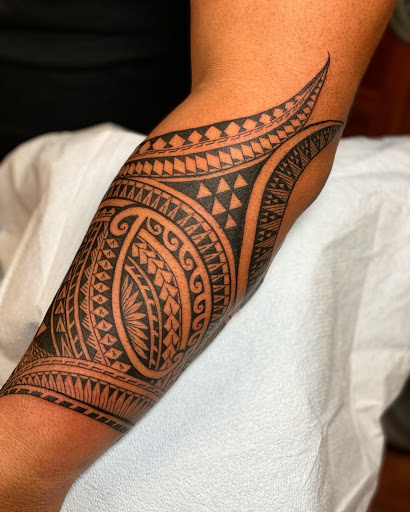 Tattoo Shop «Earthbound Tattoo», reviews and photos, 490 Orange Ave, Sand City, CA 93955, USA