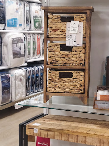 Home Goods Store «HomeGoods», reviews and photos, 7937 113th St, Seminole, FL 33772, USA