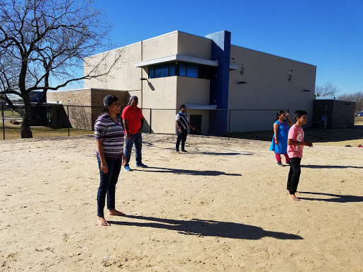 Recreation Center «Mustang Park Recreation Center», reviews and photos, 2223 Kinwest Pkwy, Irving, TX 75063, USA