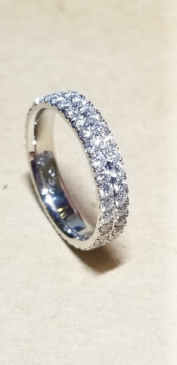 Jewelry Store «Henry C Reid & Son», reviews and photos, 1591 Post Rd, Fairfield, CT 06824, USA