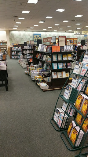 Book Store «Barnes & Noble», reviews and photos, 2618 N Salisbury Blvd, Salisbury, MD 21801, USA