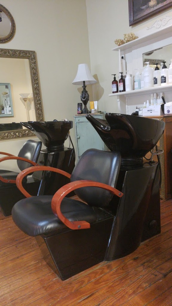 Salon West 30650