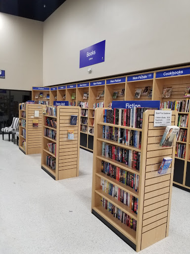 Thrift Store «Goodwill Retail & Donation Center», reviews and photos