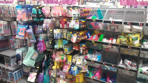 Variety Store «Five Below», reviews and photos, 14215 Hall Rd, Shelby Charter Township, MI 48315, USA