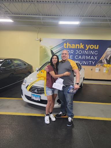 Used Car Dealer «CarMax», reviews and photos, 101 N Wolf Rd, Hillside, IL 60162, USA