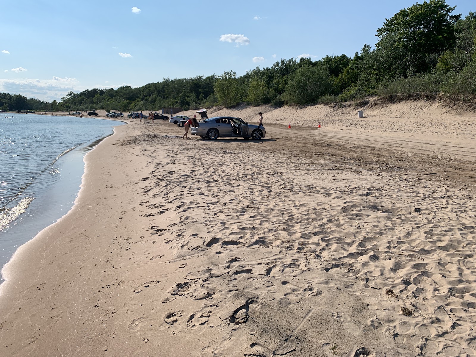Foto van Nickel Beach met recht en lang