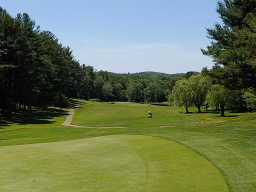 Country Club «Amesbury Golf and Country Club», reviews and photos, 3 Country Club Rd, Amesbury, MA 01913, USA