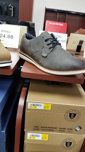 Shopping Mall «Parkway Plaza Mall», reviews and photos, 401 Madison Square Dr, Madisonville, KY 42431, USA