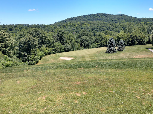 Golf Course «Windy Hills Golf Course», reviews and photos, 219 Windy Hill Rd, Greenwich, NY 12834, USA
