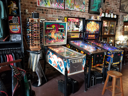 Collectibles Store «B4», reviews and photos, 2707 Main St, Dallas, TX 75226, USA